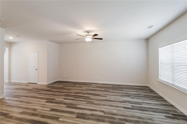 Building Photo - 238 Limestone Cir