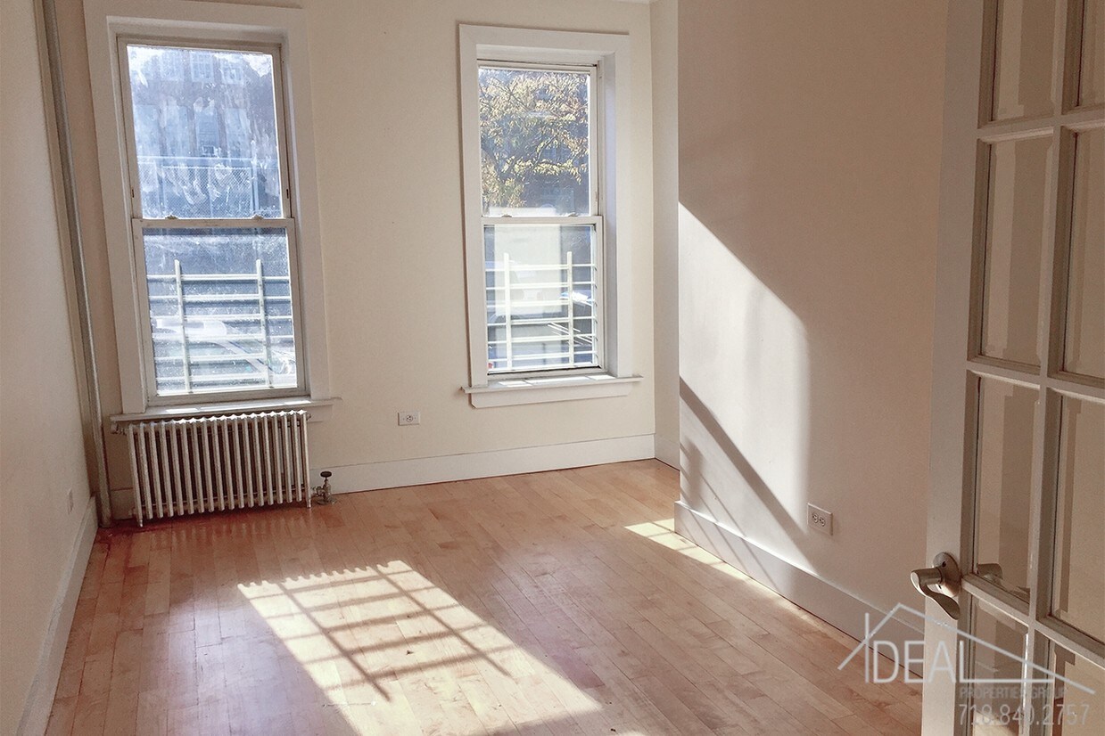 Primary Photo - 383 Prospect Ave