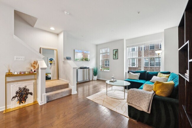 Foto del edificio - 7119 Rowlock Aly