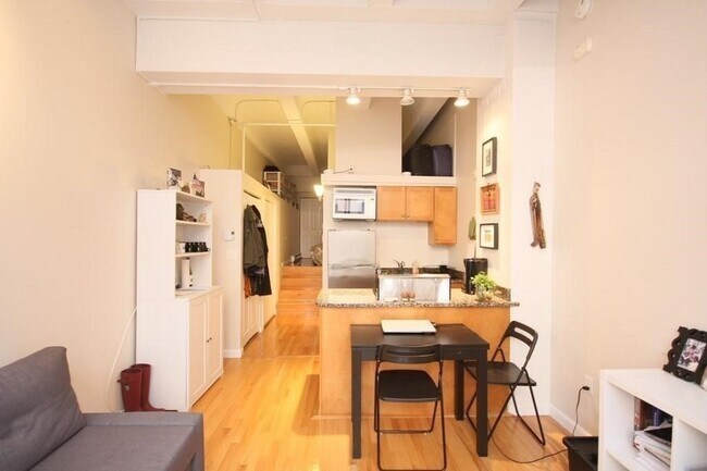Foto del edificio - 12 Stoneholm St