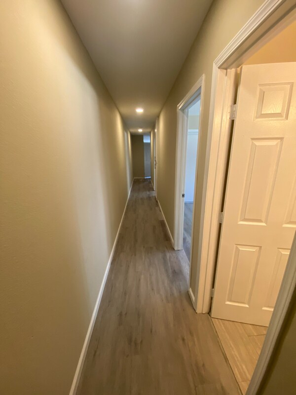 Foto del edificio - 2525 E 3rd St