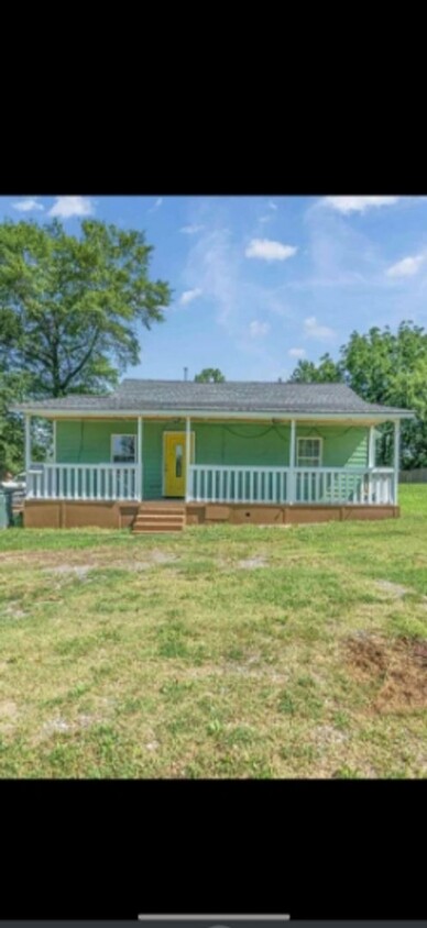 Primary Photo - Charming 3-Bedroom Home in Memphis – Comfo...