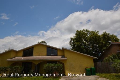 Foto principal - 2458 Delys St