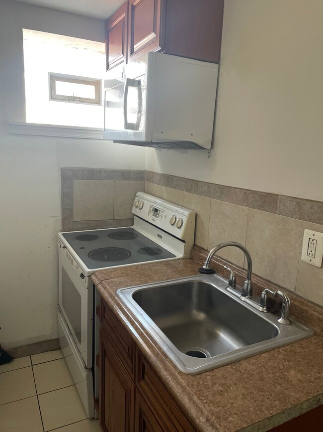 Foto del edificio - 2334 N 29th St