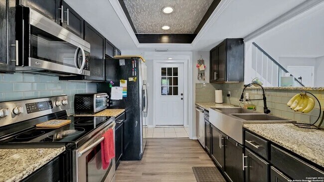 Building Photo - 8515 Echo Creek Ln