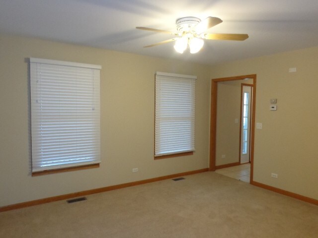 Building Photo - 270 Morgan Valley Drive