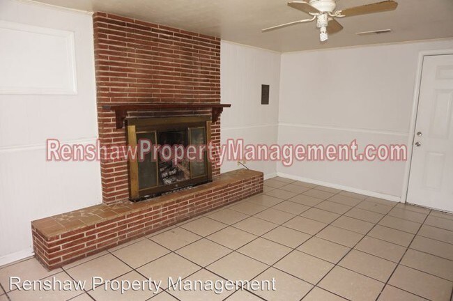 Foto del edificio - 3524 Carrington Rd