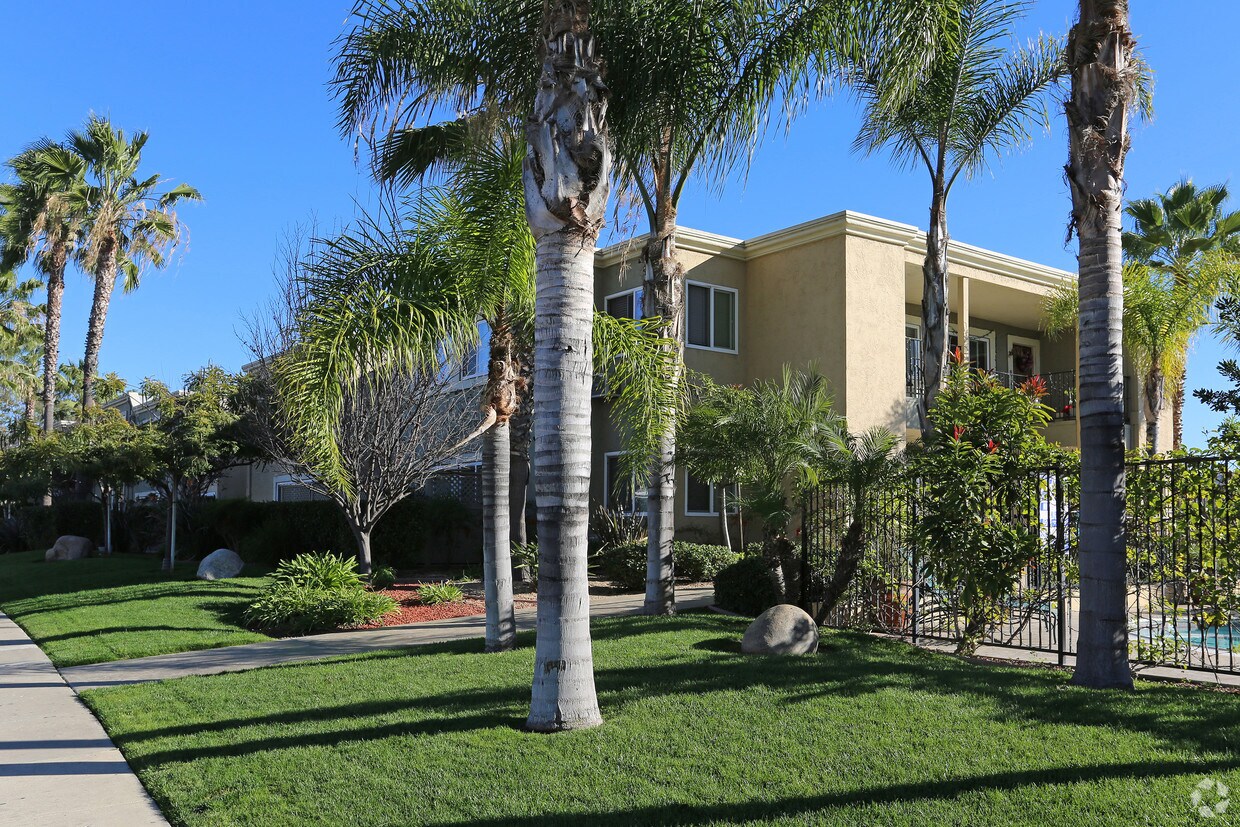 Foto del edificio - Canyon View Apartments