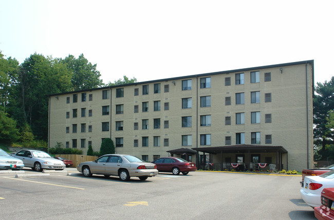 Foto del edificio - Shaler Oaks