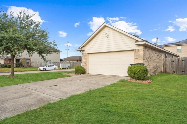 Building Photo - 17219 Osprey Landing Dr