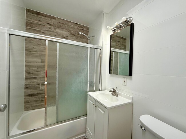 Foto del edificio - 90-39 76th St