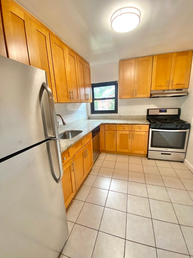 Building Photo - Rye Village Apartments