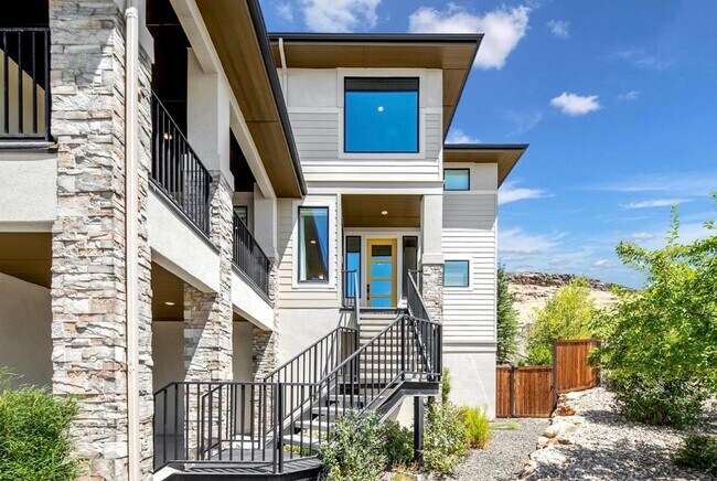 Foto del edificio - Luxury Estate with Unmatched Boise Views |...