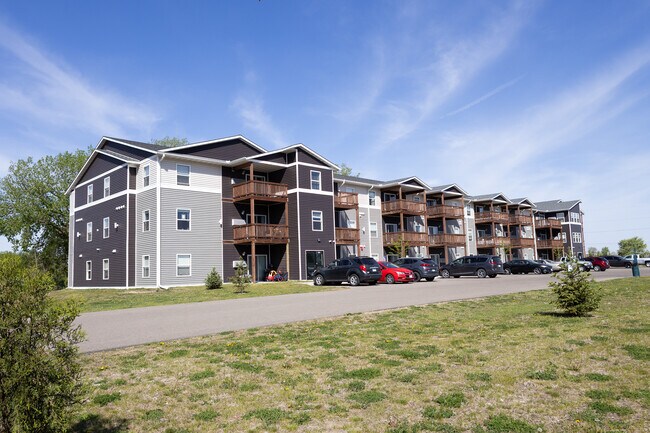 Foto del edificio - Lakeview Apartments