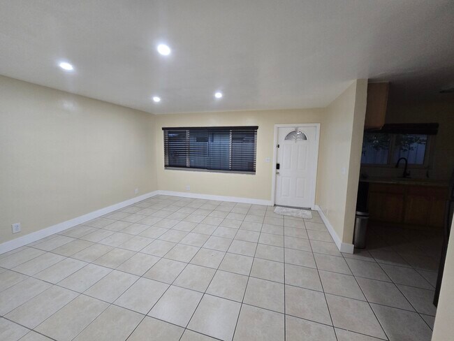 Foto del edificio - 905 SE 15th St
