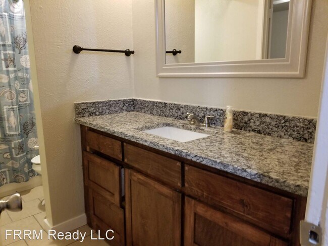 Foto del edificio - 3 br, 1.5 bath House - 2403 Doreen St.