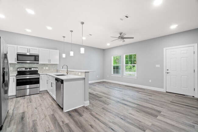 Building Photo - 108 Don Bishop Rd