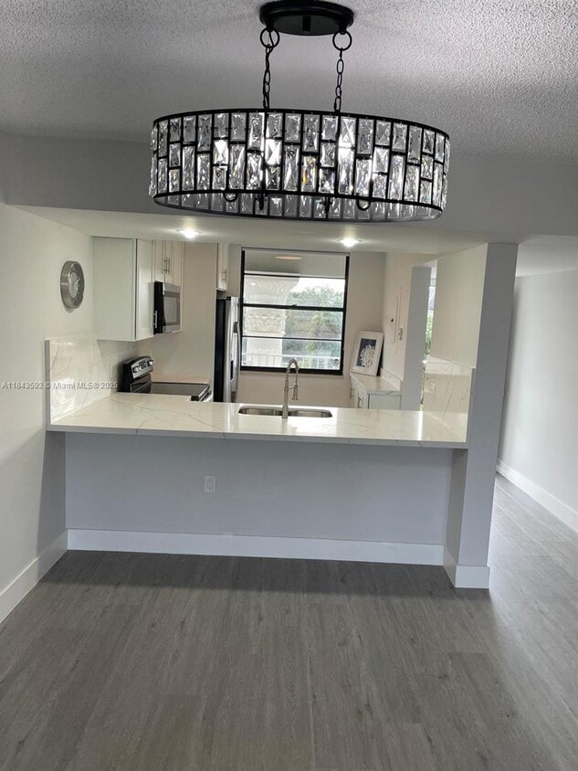 Foto principal - 1508 Whitehall Dr