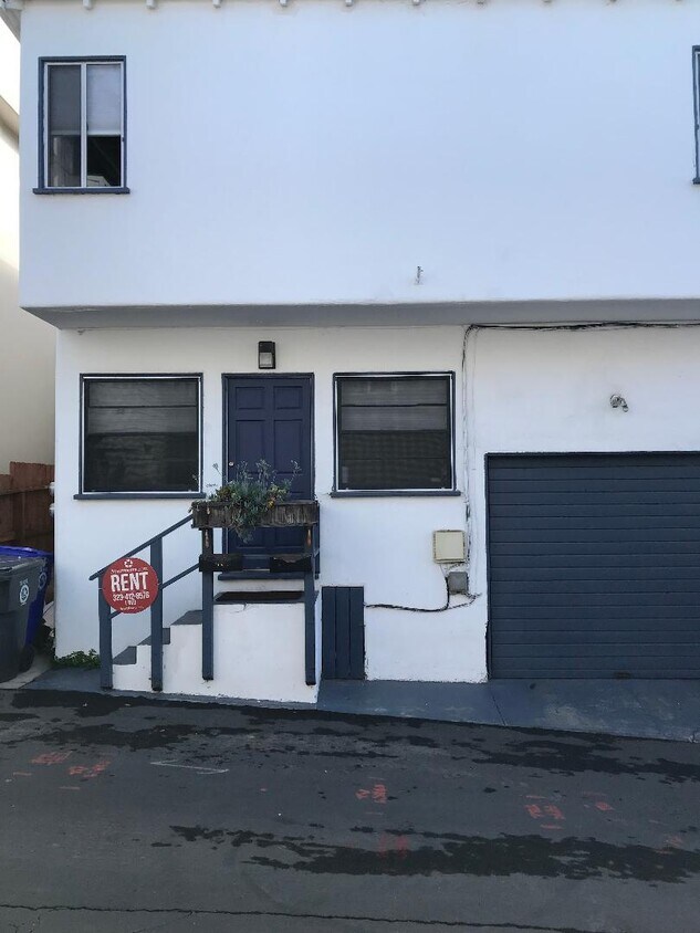 134 15th Pl Unit A, Manhattan Beach, CA 90266 Apartments in Manhattan