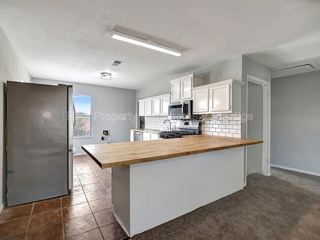 Foto del edificio - 5313 Perry Ave