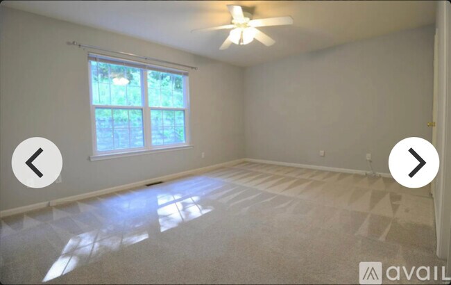 Foto del edificio - 5341 Lakewood Terrace