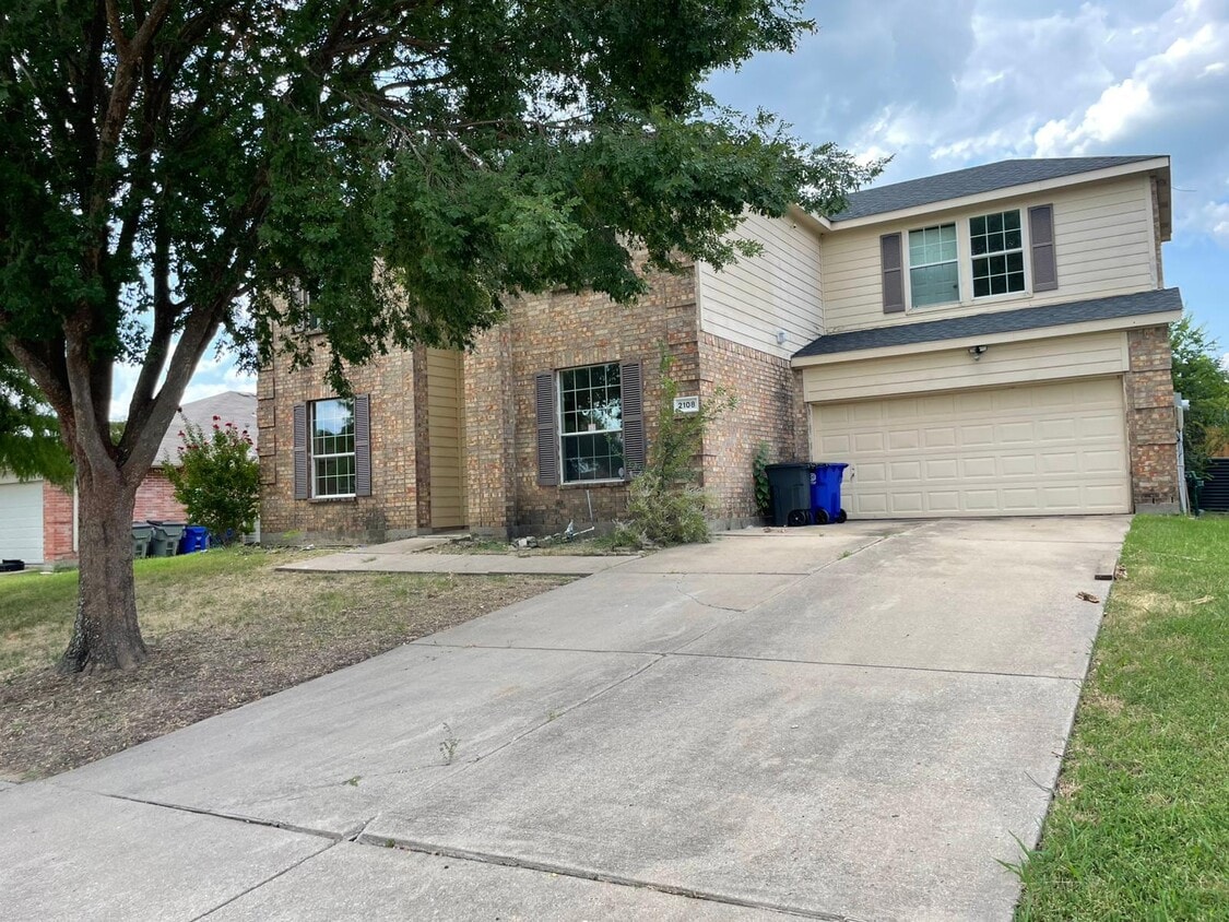 Primary Photo - 2108 Northridge Dr