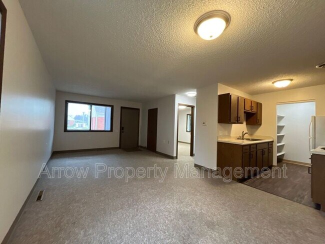 Foto del edificio - 11141 N 137th St