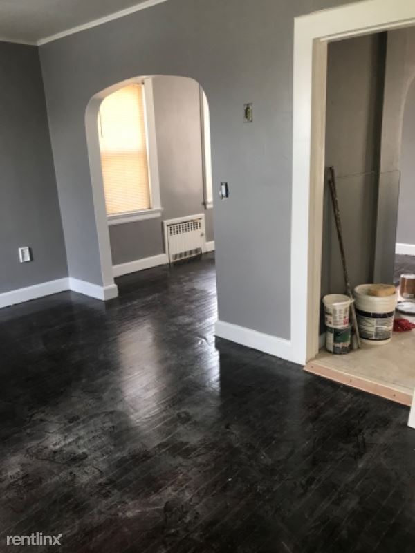 Primary Photo - 4 br, 1 bath House - 123 Chestnut Ave