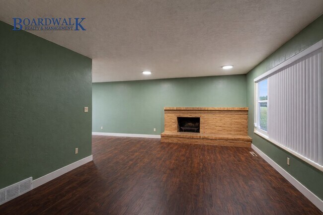 Foto del edificio - East Millcreek Gem on Rare Corner Lot