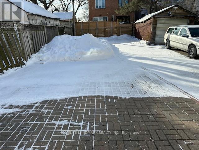 Photo du bâtiment - 928 Greenwood Ave