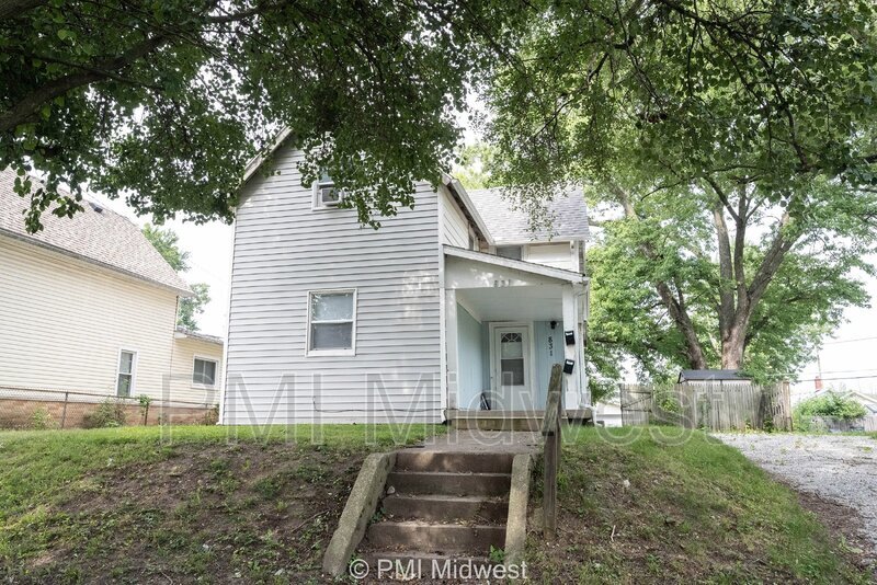 Primary Photo - 831 S Webster St
