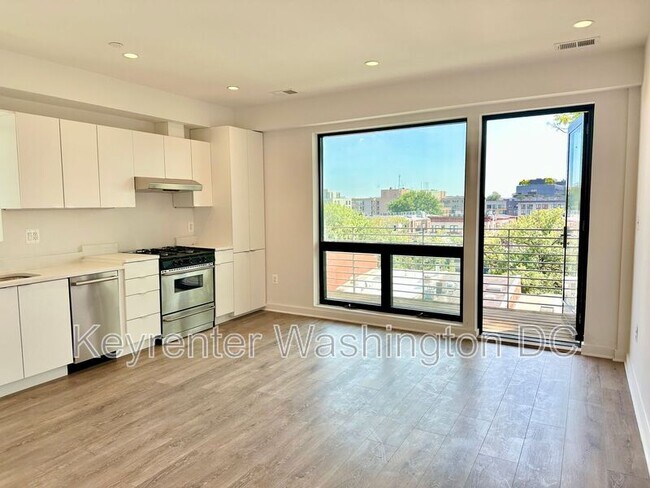 Foto del edificio - 1460 Belmont St NW