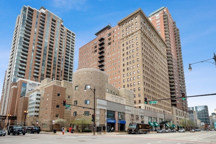 Foto principal - 40 E 9th St