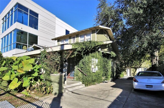 Foto del edificio - 4309 Jack St