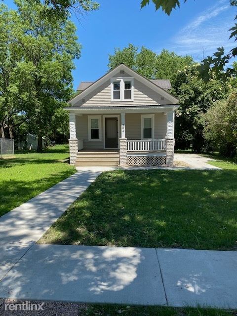 Primary Photo - 3 br, 2 bath House - 204 W Florida Street