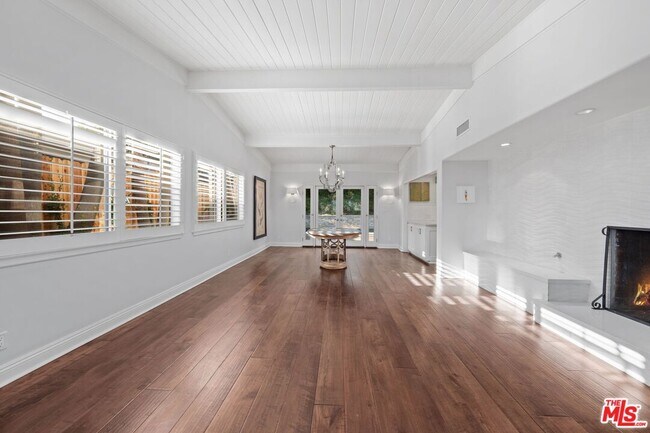 Foto del edificio - 16907 Dulce Ynez Ln