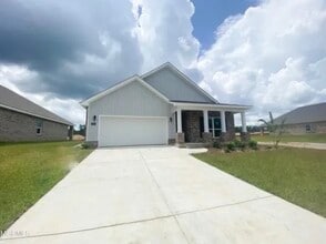 Building Photo - 5490 Overland Dr