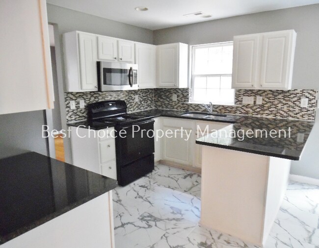 Foto del edificio - 4 Oyster Bay Ct