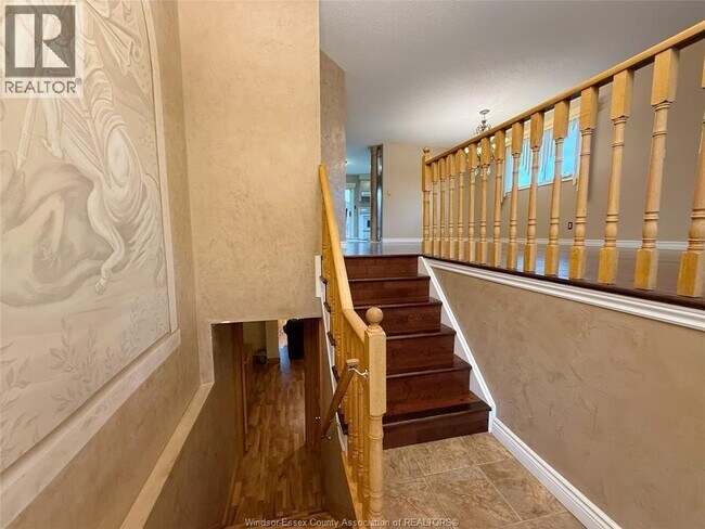 Building Photo - 546 Compton Ct