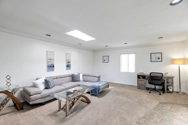 Foto del edificio - 6240 N 16th St