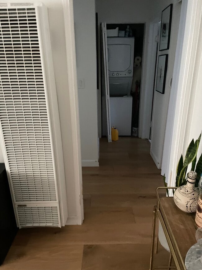 hall - 2202 Penmar Ave