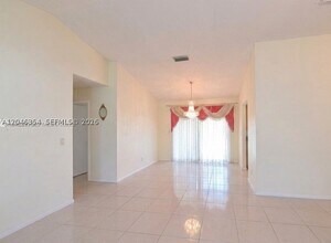 Building Photo - 9612 SW 117th Ct