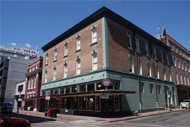 Foto del edificio - 237 Dauphine St