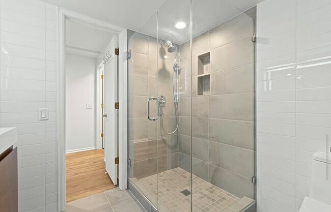 Building Photo - 8453 Lightening View Dr