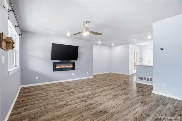 Foto del edificio - 6104 Summit Peak Ct