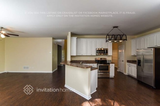 Foto del edificio - 430 Croftwood Close