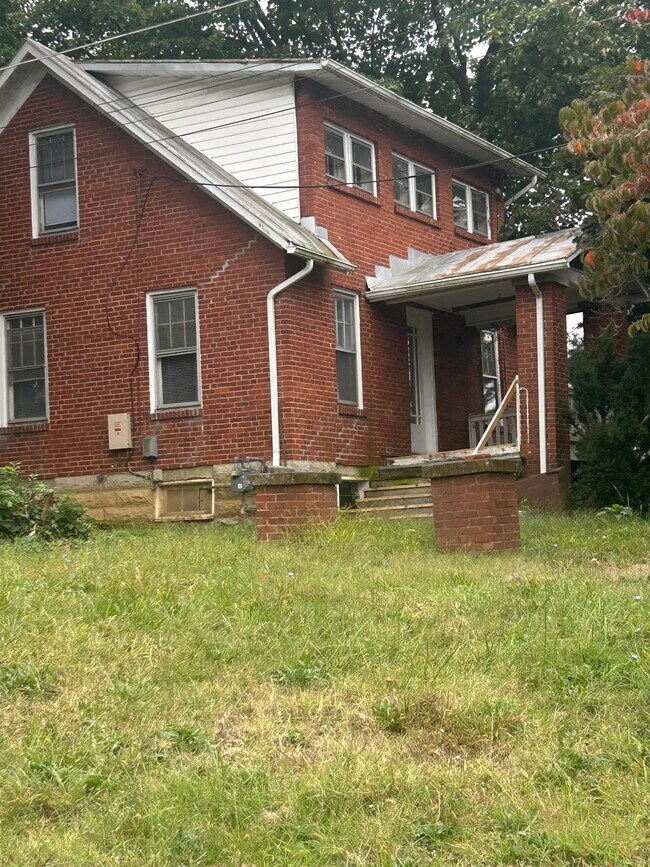 Foto del edificio - 1410 Crawford Ave