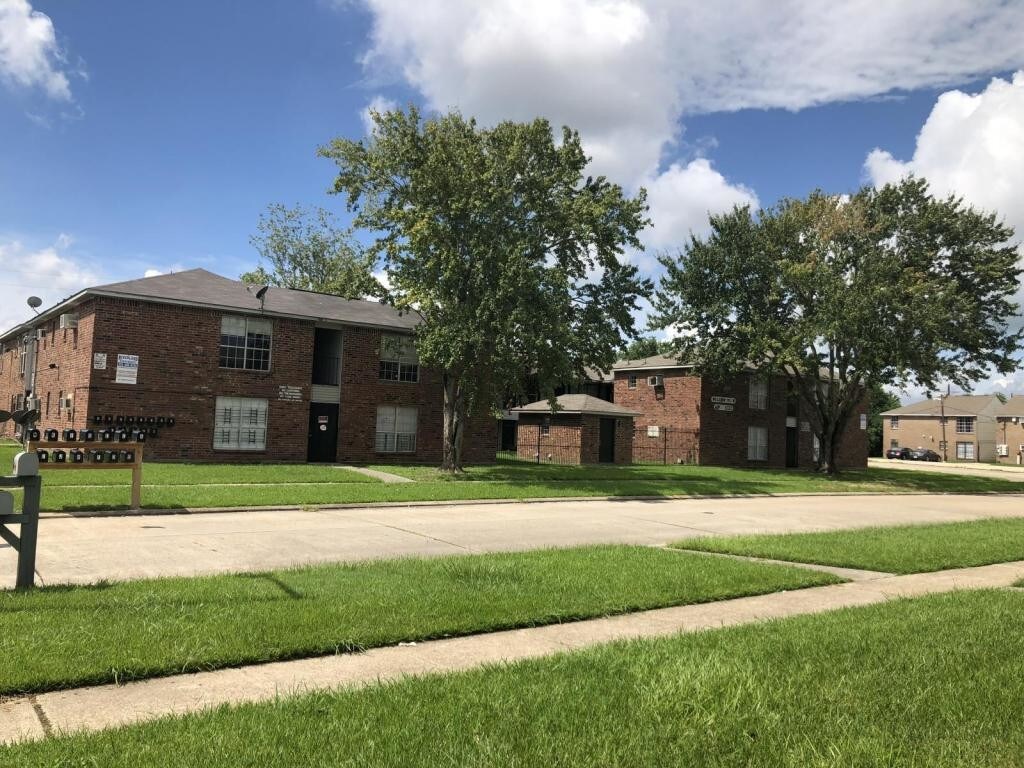Foto principal - 8122 Ned ave