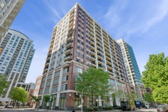Foto del edificio - 451 W Huron St