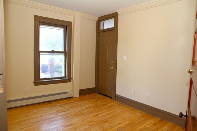 Building Photo - 76 N Union St
